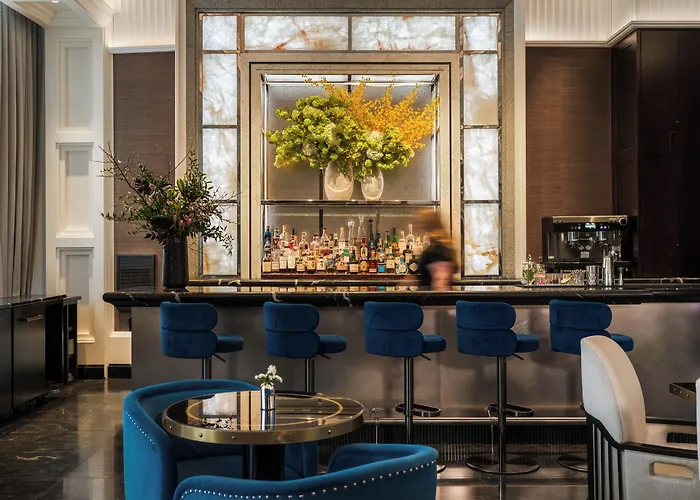 Four Seasons One Dalton Street, Boston