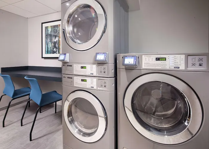 3 star hotels Homewood Suites By Hilton Boston Seaport District